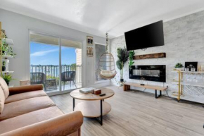 The Palm Exclusive Tropical Luxury on the Water